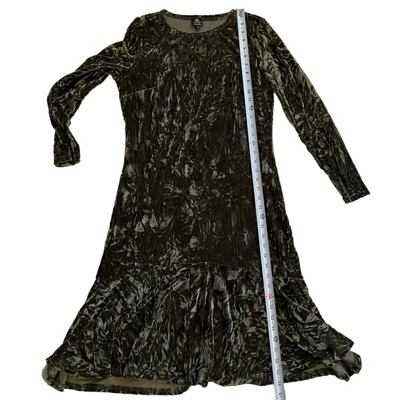 Daniella Faye Modest Green Velvet Long Sleeve Midi Dress Women Size Small - Picture 11 of 14